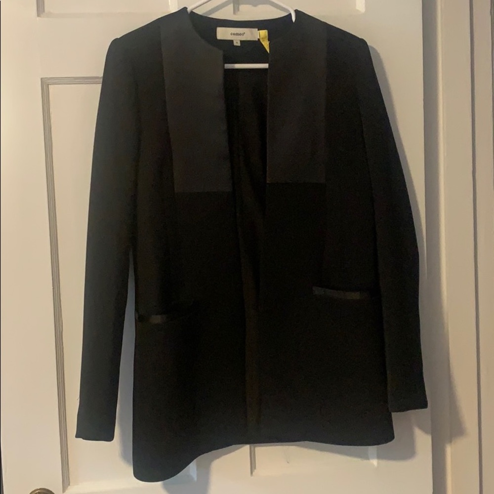 Cameo blazer